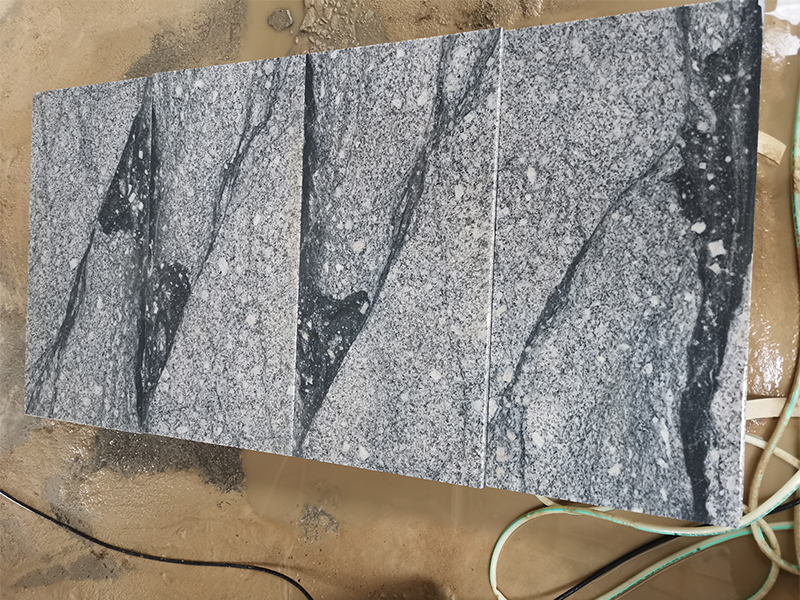 Thunder grey tile