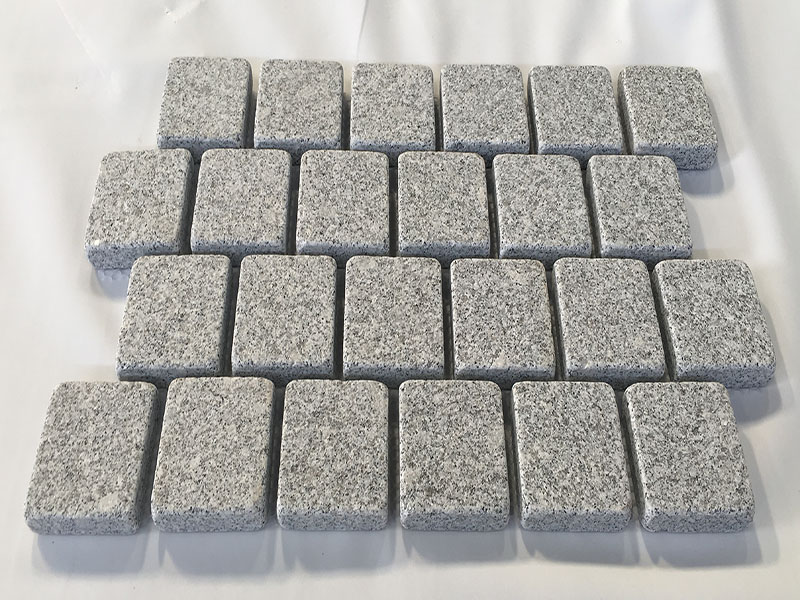 G603  Flamed surface+saw cut edge+tumbled